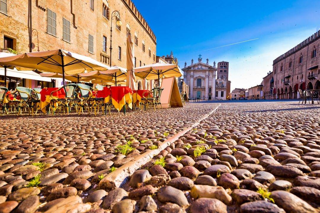 Piazza Sordello e il Duomo 